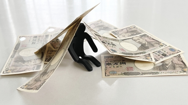 借金がのしかかる。南さつま市で借金返済の相談は無料でできます